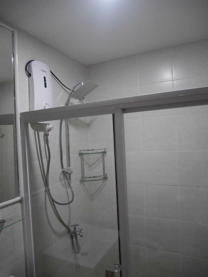 Trillium Residences Ayala Себу Экстерьер фото